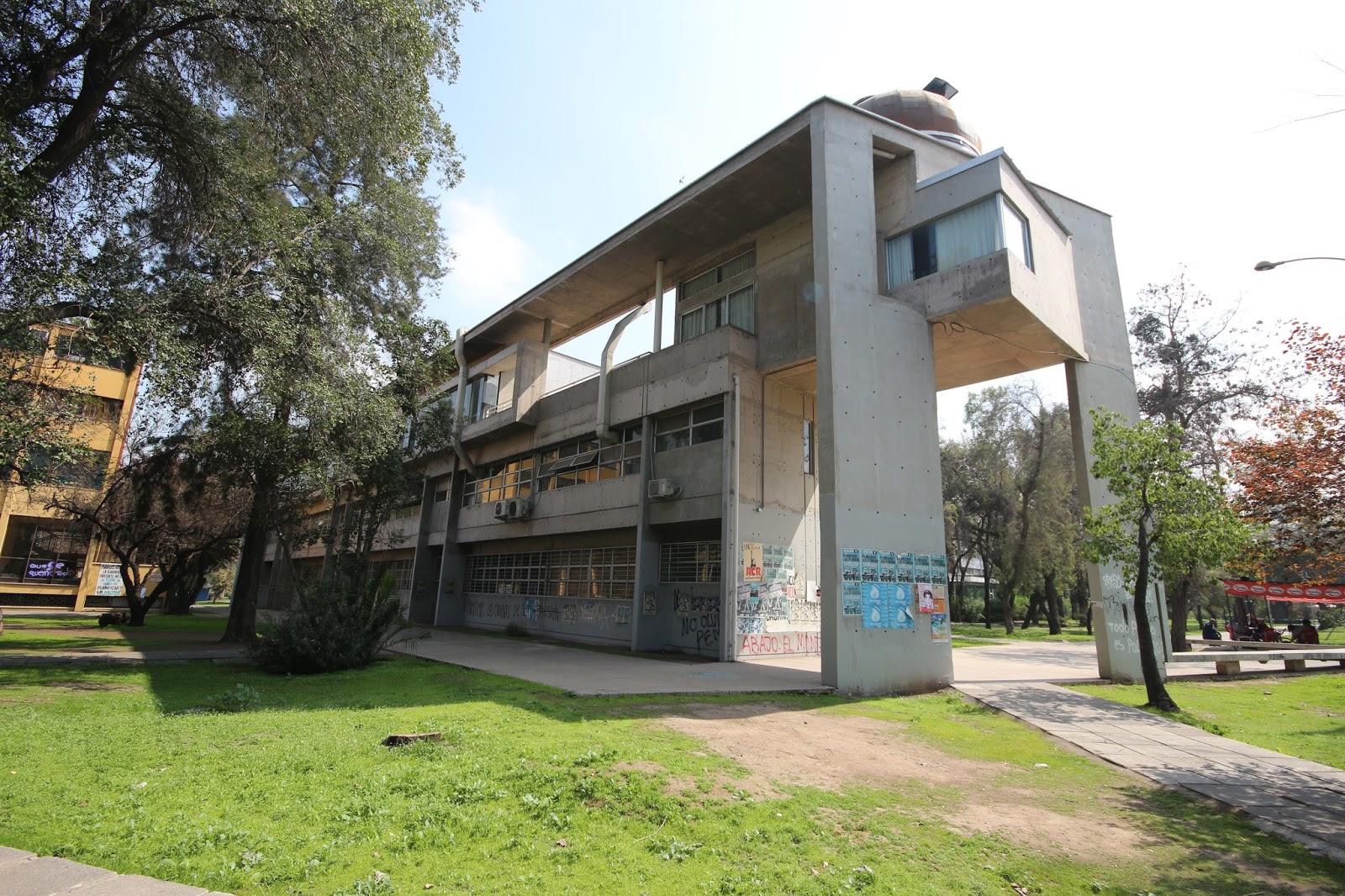 foto edificio ciencias basicas