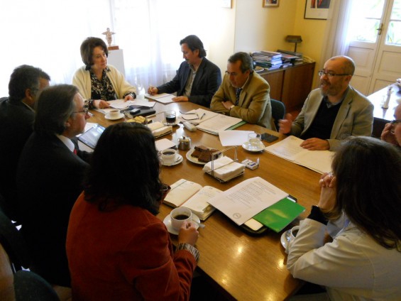 08b282bed88832c9197a25b1ea22b623 946