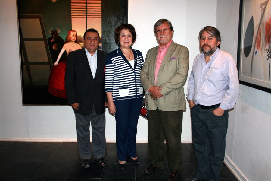 b8be0c31d8c923440f8ffc4e5e818d73 921