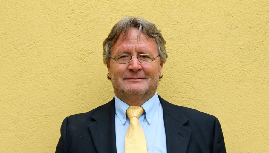 8938fc981672a91f27b49fef3a9aa529 2c4