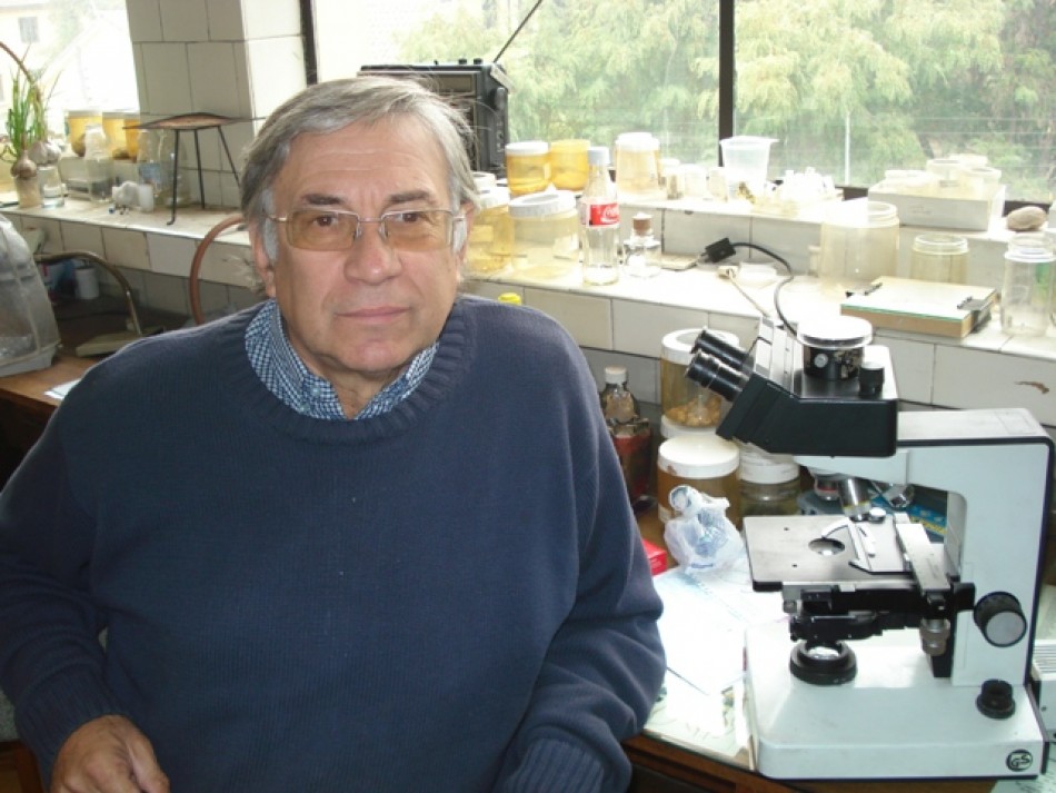 a0c2a640e1085a57e07c368bfe5151f0 983