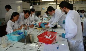 fc190d4ff33b8a144b1690fe1f0a5f70 4bb