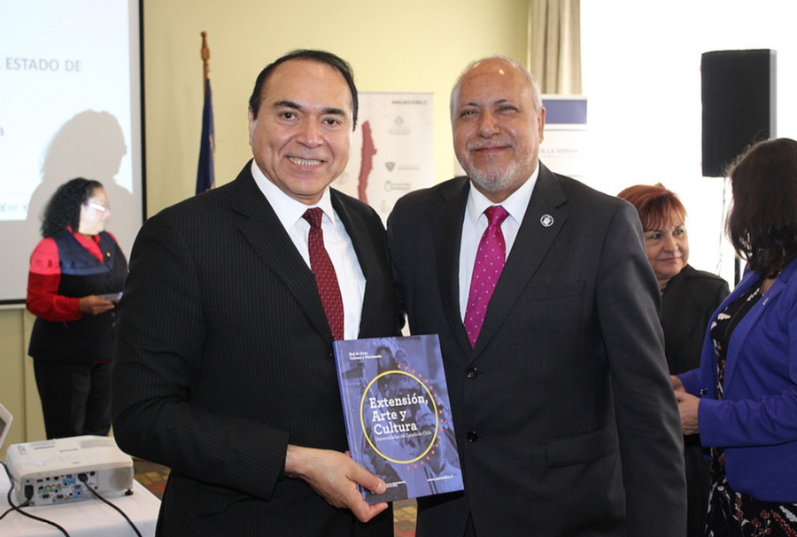 366f01a4eda9968fe14aabfaade9ef2b 044