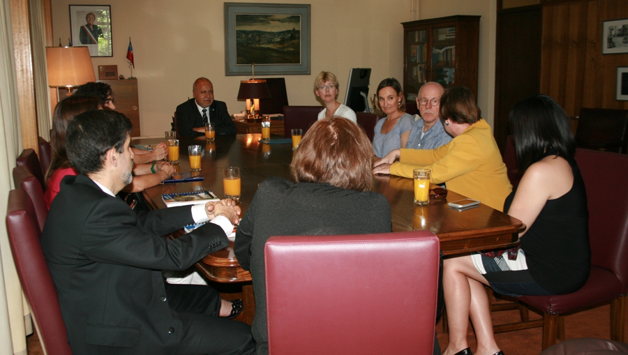 61699bfcfcbad556d23f98ed09140a23 103