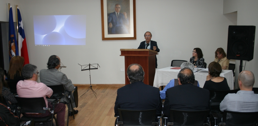 0d90ed0909e7b2adba18a1ea4438a64c b4d