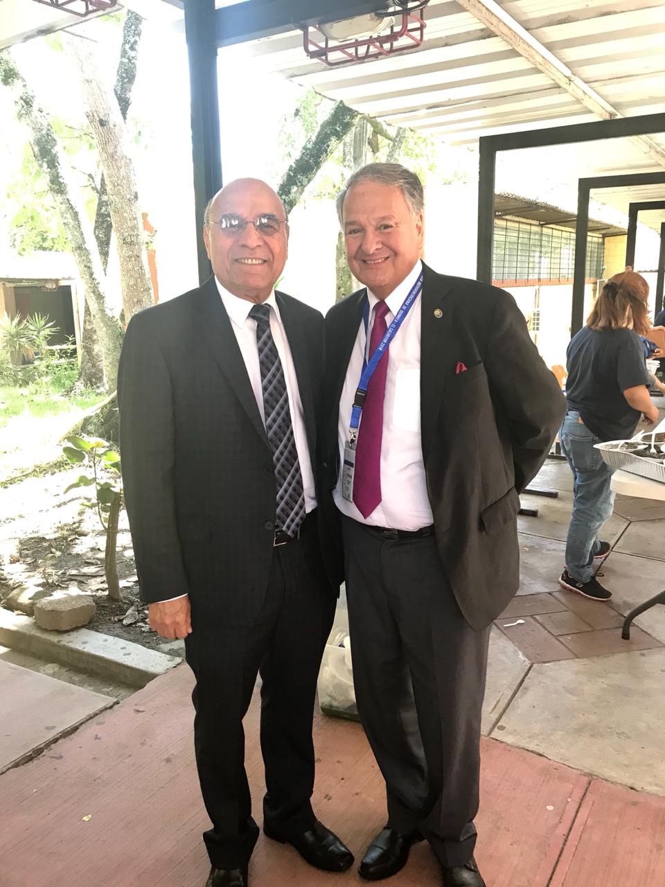 b0dc5fa189d9a52116889fd04ae3106c 4c6