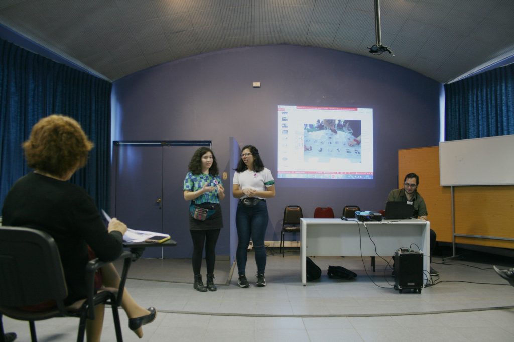 54a8b24bf8806436cada5876b3d8864c 048