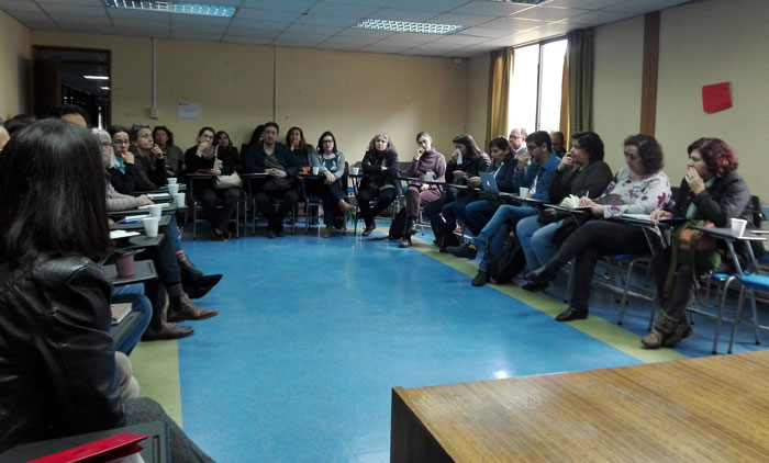 Comunidad UMCE crea instancias de reflexión y contención ante estallido social cons am