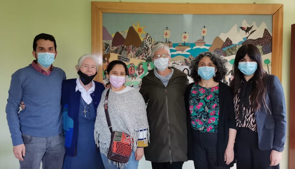 f65b831b3508fcdc8890b01c698794a9 7b7