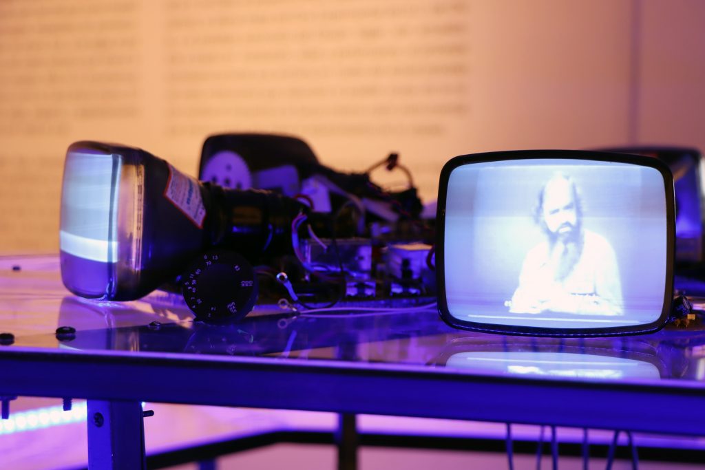 ed4ffd490c9f3d1937d952406e59f30a e43