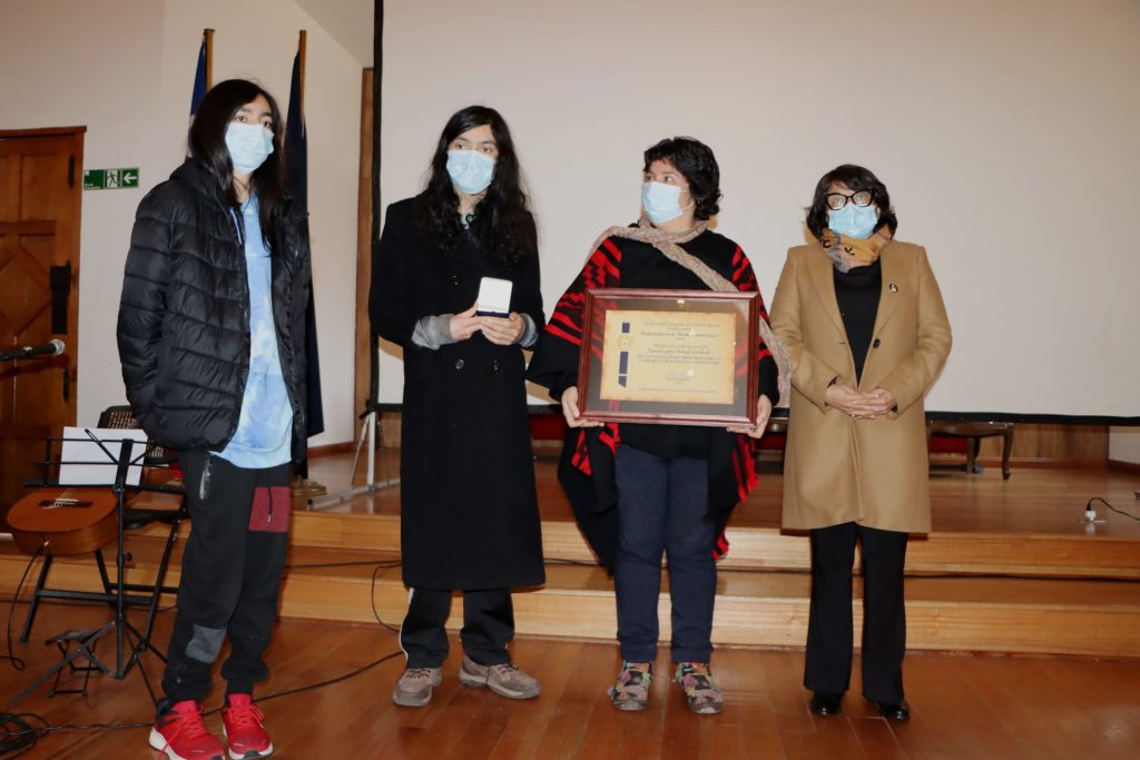 830911234d1f27380eae9a6b119f1fb7 ce1