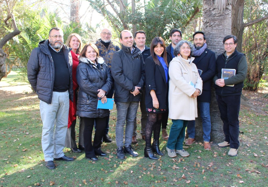 400e9e39bbe82a198f3d7fc97a1fb03a 194