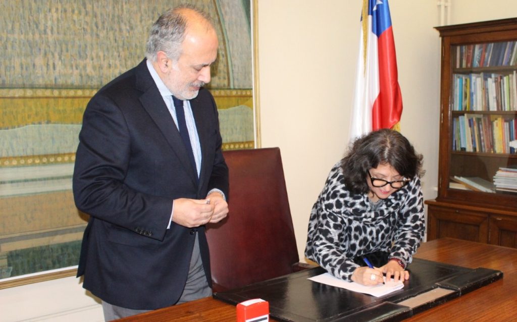 842521f074d36199c5967bdae77618e1 044