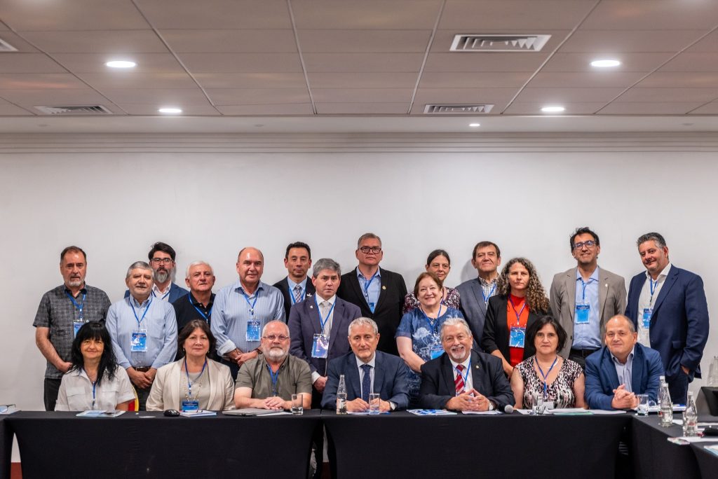 Decana de la Facultad de Ciencias Básicas UMCE participa en reunión anual de Facultades de Ciencias del CRUCH 616394406 1218990933708382 5342249156769664725 n