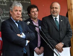 319ff947d1e8d3f27976610814ba3f98 58e