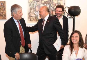 b80ea3ea38e44cb9b41c65c79ffde000 055