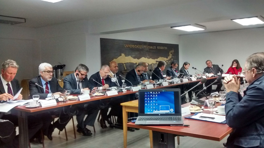 14fb90d3d777dfef0d30bcbfa812c2e5 d8f