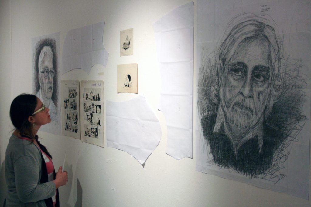 Profesores de Artes Visuales presentan muestra “Cada uno para su santo” 640bc71f20c2ac282130971ea91627ee 016