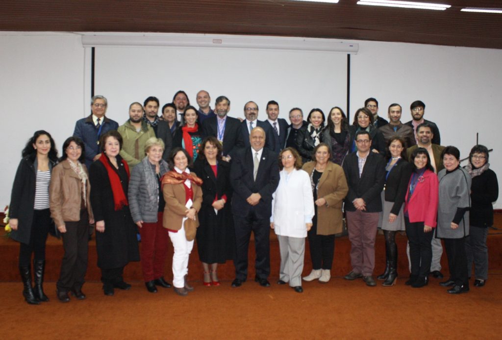 Celebración del Día del Kinesiólogo en la UMCE 18f718ef1de896681f2588eaff2c1f71 3ff