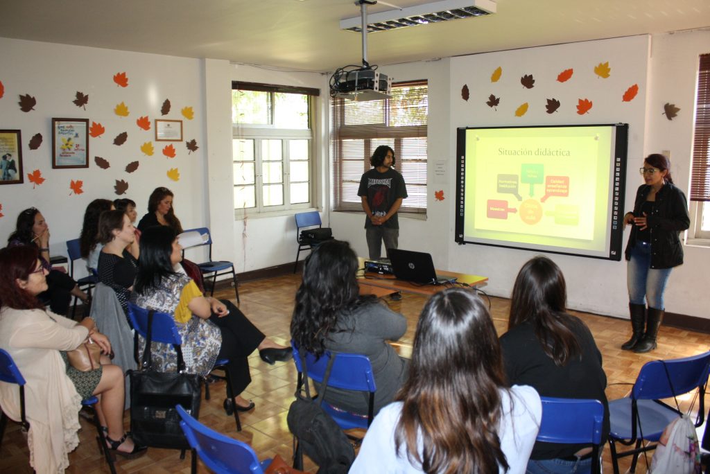 Estudiantes presentaron sus experiencias en proyecto de Prácticas Colaborativas b07e2fc4e76a8b6328e5a3a4644fb265 daa