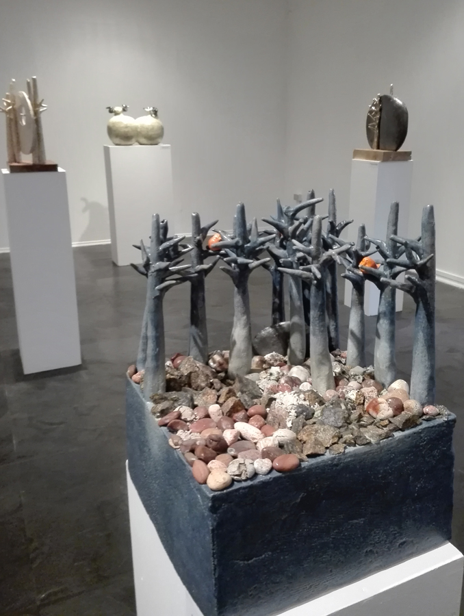 Artista y profesor del Departamento de Artes Visuales inaugura exposición en sala Nemesio Antúnez UMCE — nm1 2d7