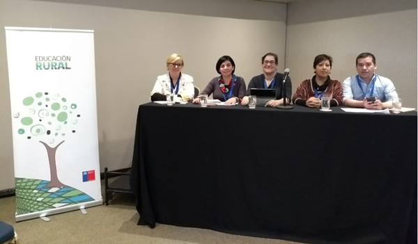 UMCE &mdash; ed rural1 935