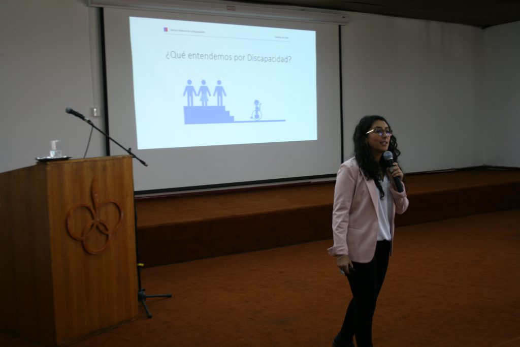 427b3747e698575e888c7b3ae09db887 587