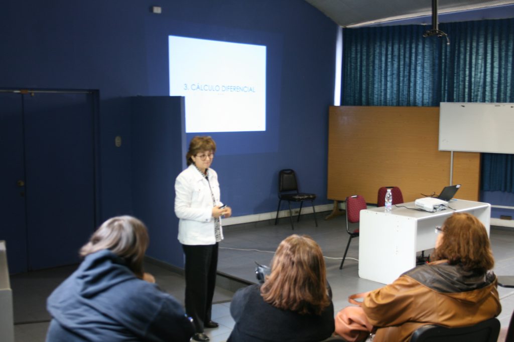 IV Jornada de Educación Matemática JEM – UMCE y Talleres de Estadística escolar destacaron por su aporte a temáticas contingentes del área 8770edde764603a2ffa1726bdfc3a8e0 68a