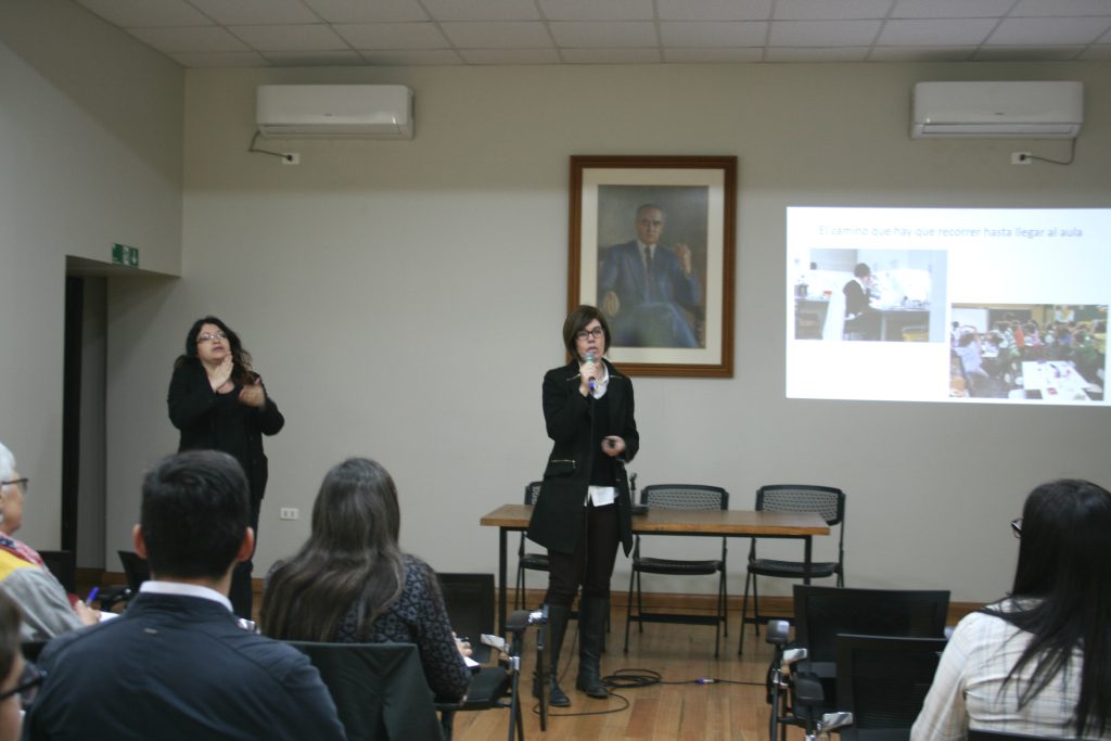 Concurrida charla de "Efectos del ejercicio físico, danza y música en las funciones cognitivas" dio inicio a ciclo sobre Neurociencia y Educación afcf68fc626c3feda73b3139b995c1e9 174