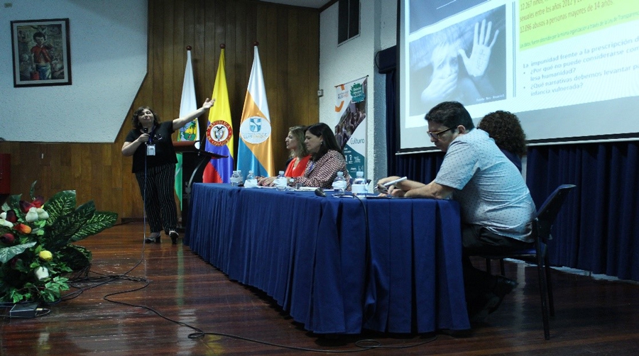 UMCE entre universidades expositoras de Congreso Internacional Competencias Mediáticas, en Colombia cd37ed46198bb78c38b3e24a7fc57fa1 d9b