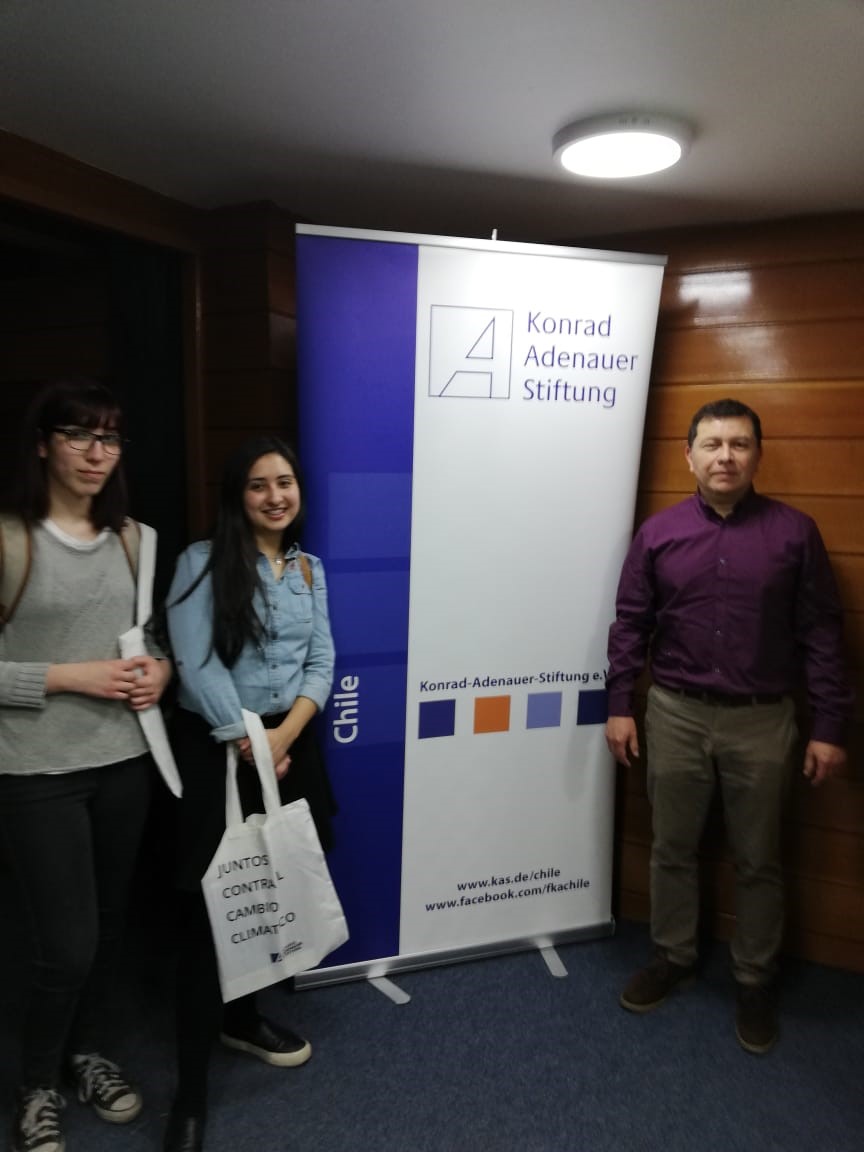 VISITA DE ESTUDIANTES Y ACADÉMICO A LA 2ª SEMANA DEL CLIMA segunda semana del clima otra