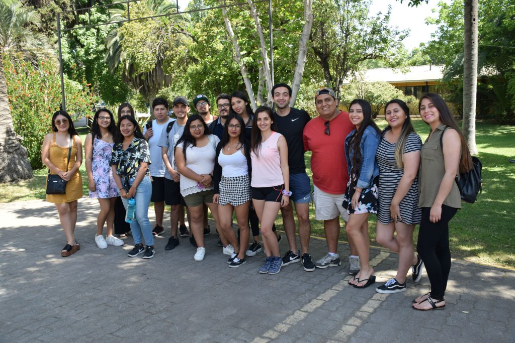 Depto. de Matemática organizó actividades sobre astronomía educativa, políticas públicas y recursos inclusivos a estudiantes de la UNAP que realizan pasantía en la UMCE 1 2 e70