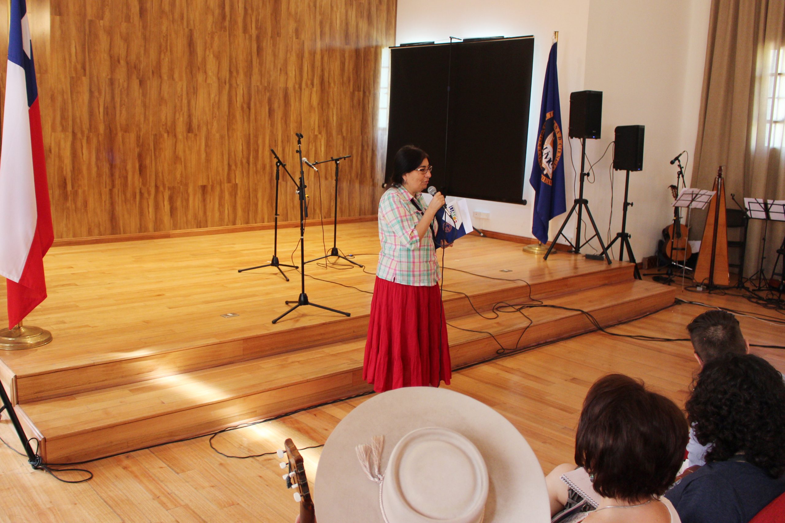 II Encuentro de patrimonio cultural y educación destacó la obra, legado y enseñanza de la cultura tradicional de la folclorista Margot Loyola UMCE — IMG 0434 bb1 scaled