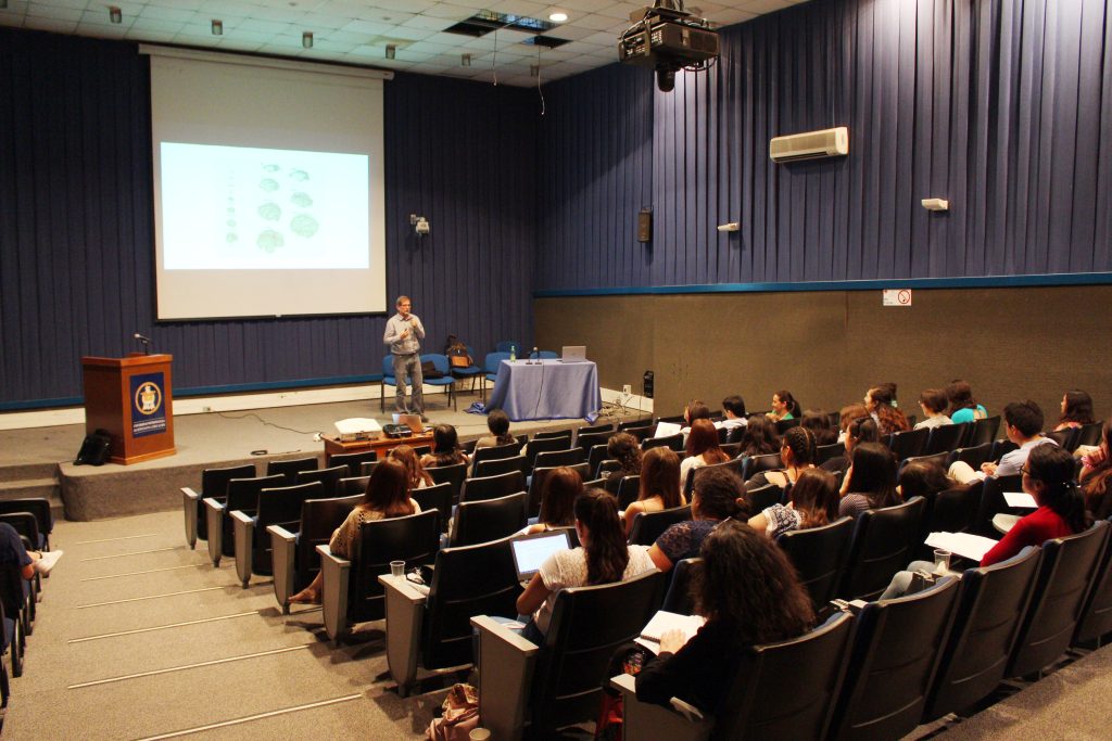 d24f41dbfda2b68df8b2911f7ac444c1 982