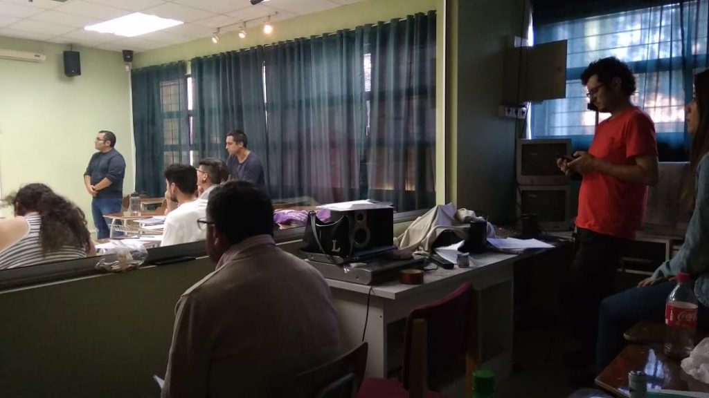 Jóvenes de Enseñanza Media conocen uso de salas espejo 2ce91fa985951ebbfdf6ec9281c769b0 101