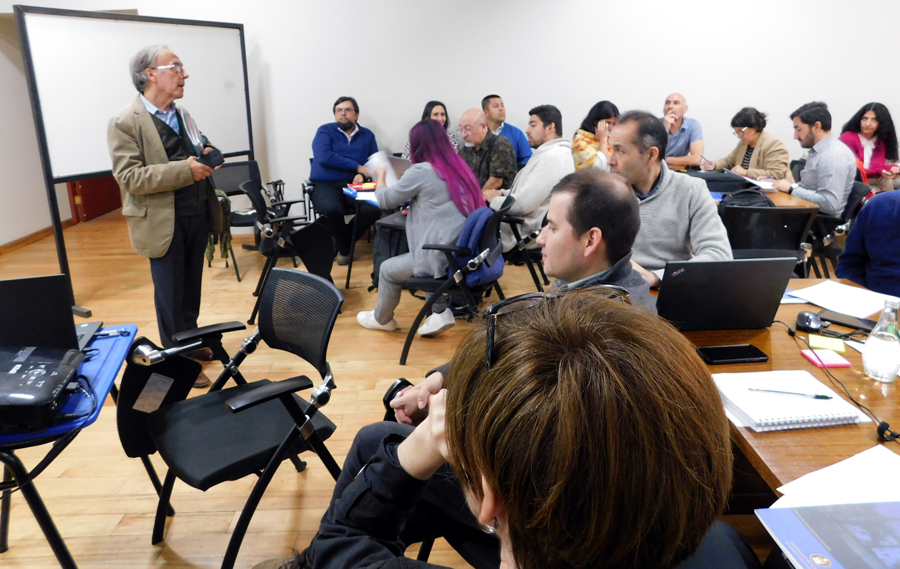 Unidades académicas proyectan planes de desarrollo para los próximos 10 años UMCE — pl 2f7