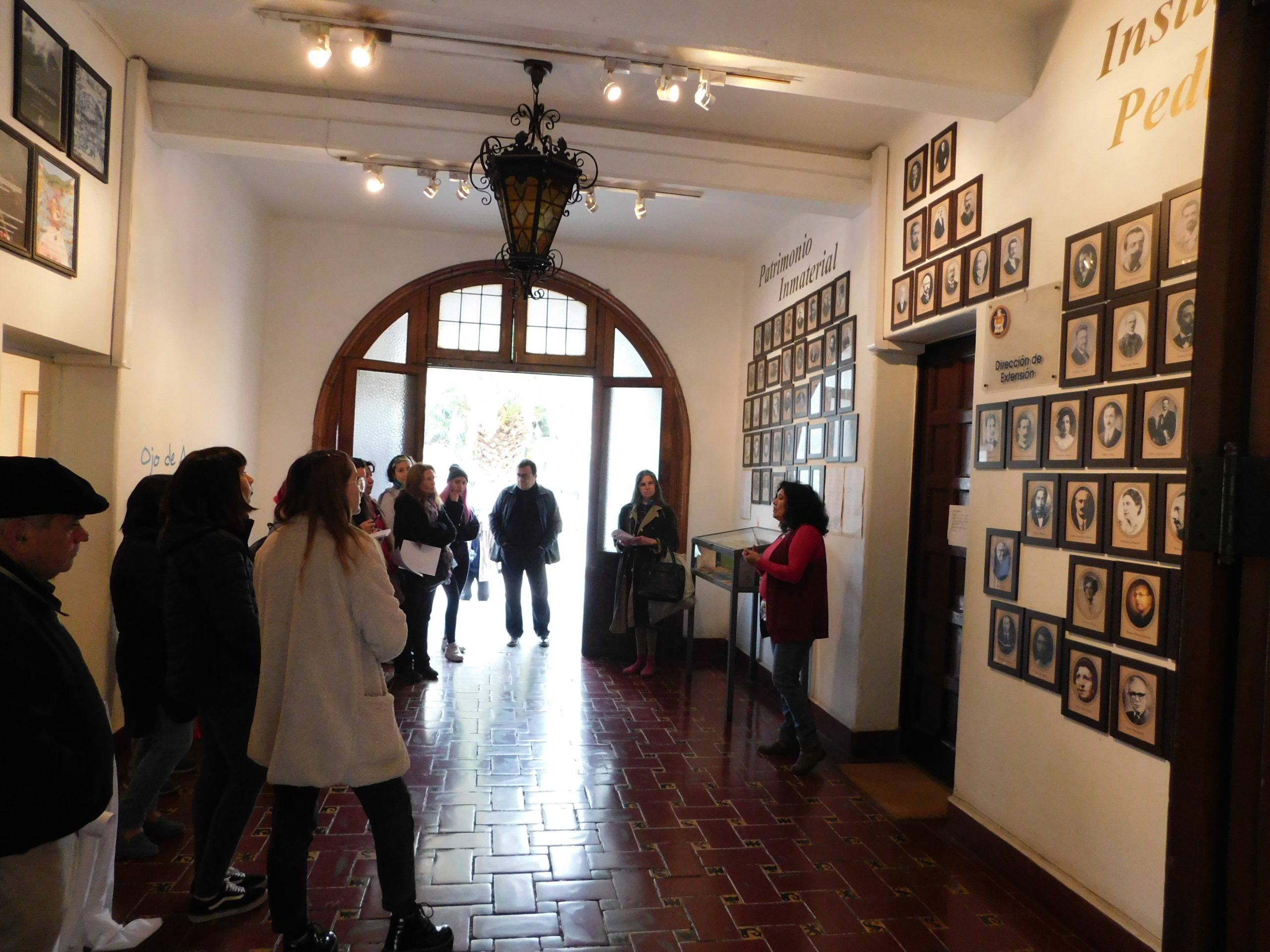 Más de 400 personas visitaron la UMCE en el Día del Patrimonio cultural UMCE — DSCN1353 0db scaled