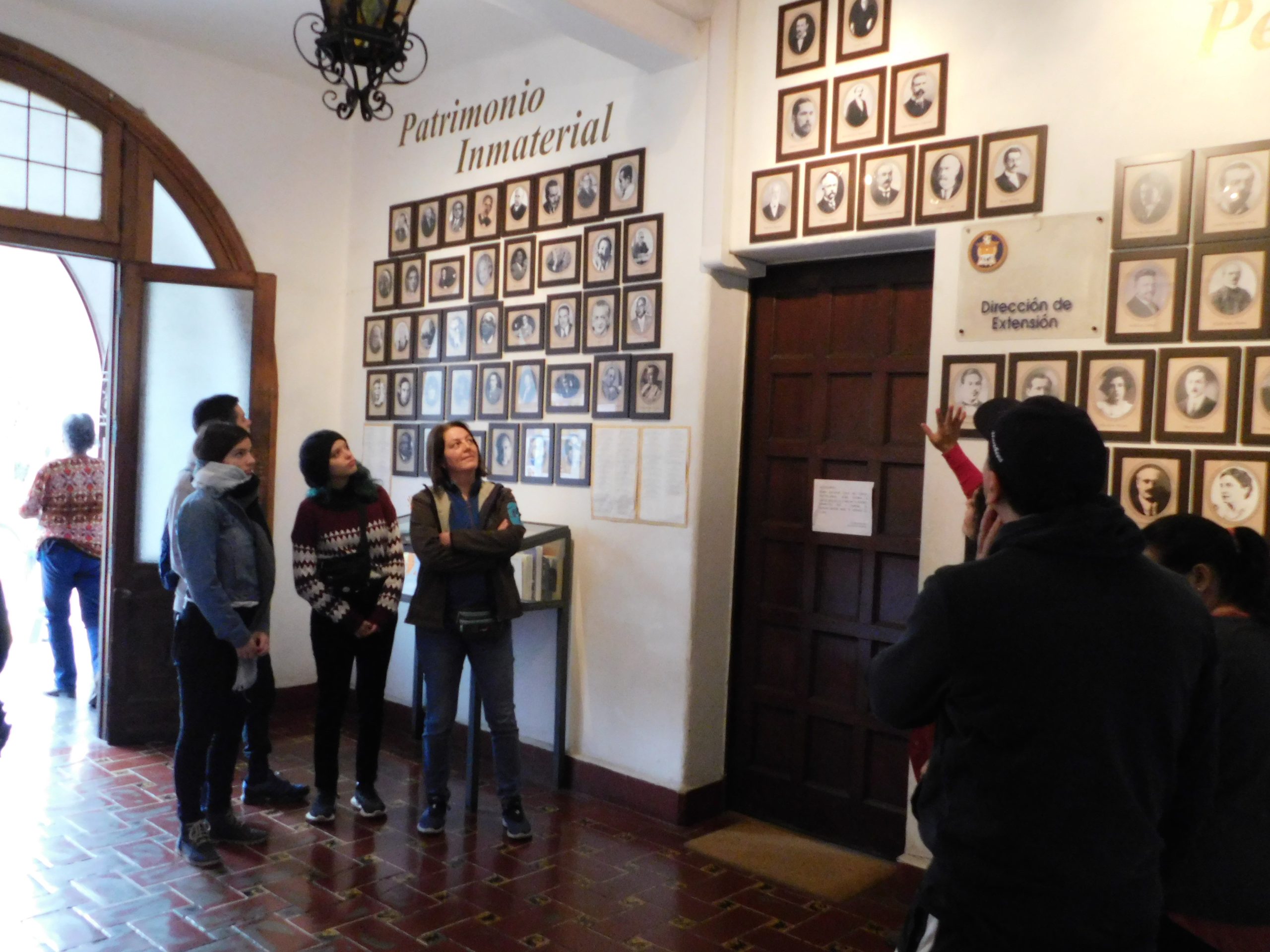 Más de 400 personas visitaron la UMCE en el Día del Patrimonio cultural UMCE — DSCN1501 446 scaled