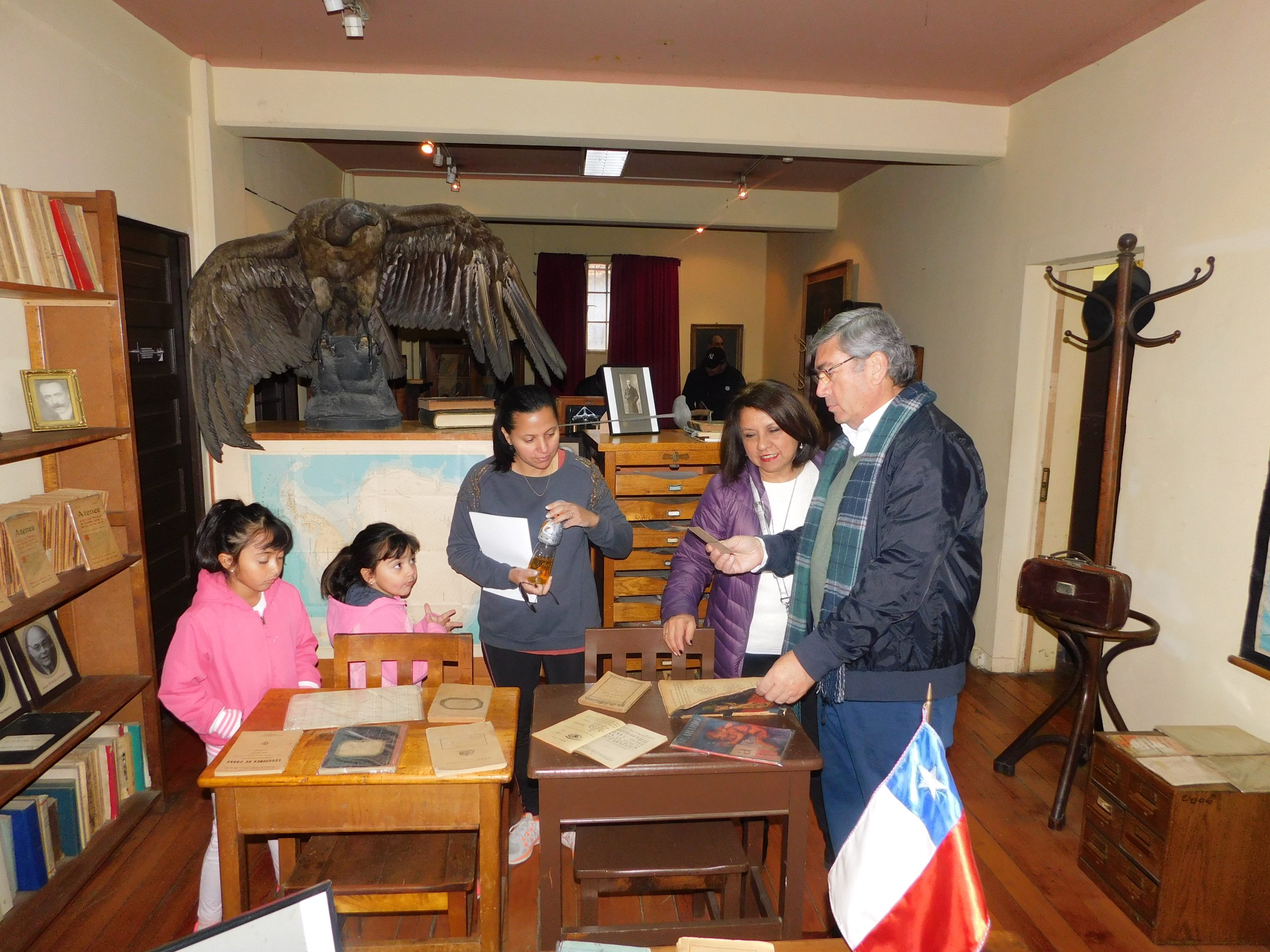 Más de 400 personas visitaron la UMCE en el Día del Patrimonio cultural UMCE — DSCN1556 a68 scaled