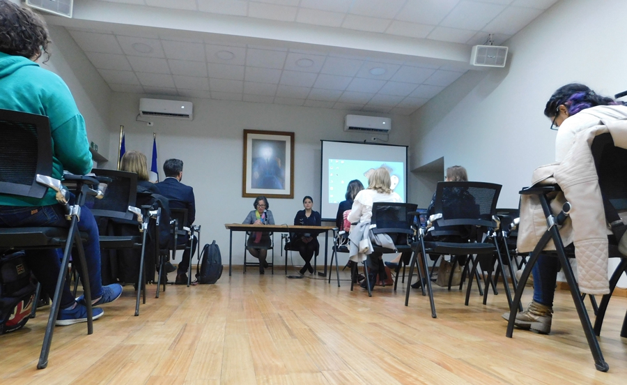 La sordoceguera como discapacidad única en Chile: ¿Qué hay de la clase de ciencias? a9b9add5bcfb016b8b41446ea451af04 e93