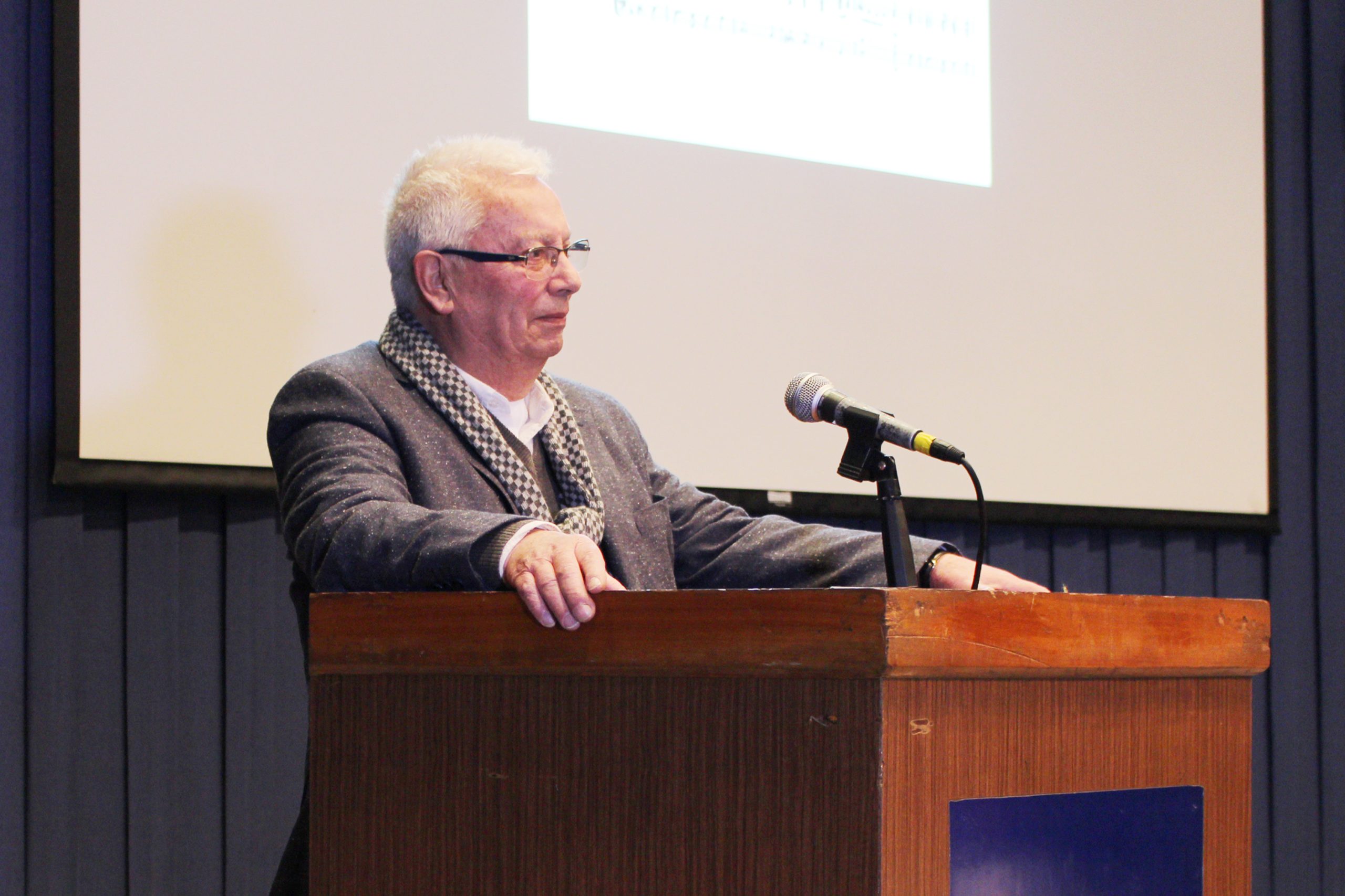 UMCE &mdash; IMG 3273 745 scaled