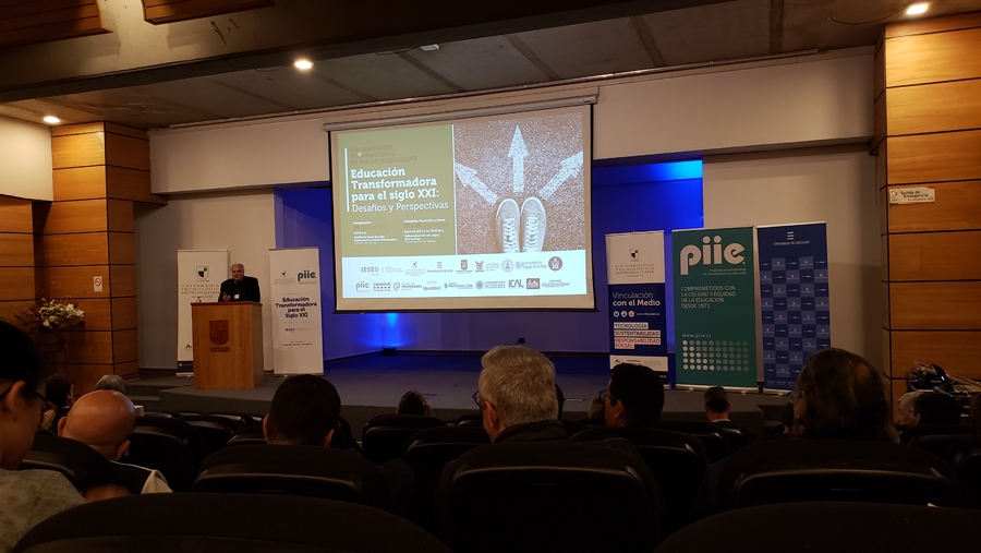 bd3eebf32e04c907d6d9fc42f4213df5 92c