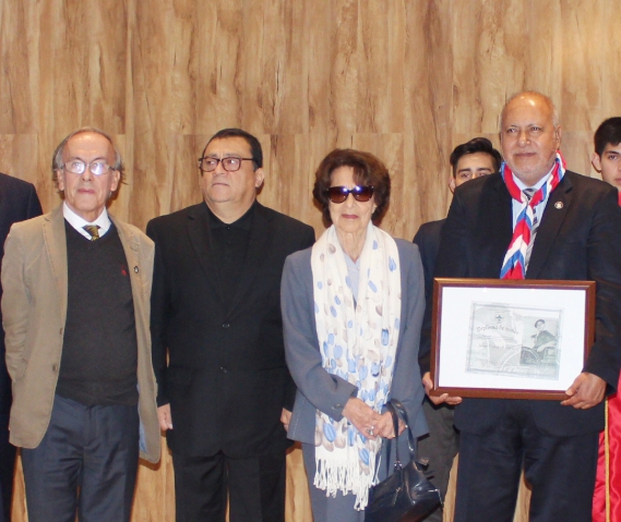 47ebf2096320f78ee7f8e3622b33f968 1c4