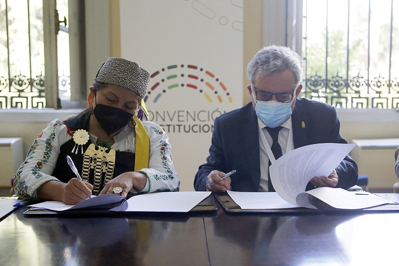 67005edb91ffce32b9f5394c80faa8db 30a