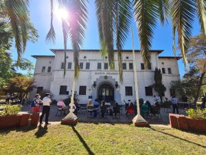 4026a63af062853bf799402d5ce8de9e c0b