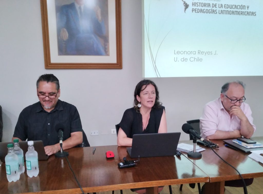 Centro de Experimentación Pedagógica UMCE realiza sesión de autoformación sobre experimentalidad educativa e24f0fb4483e248d70b6713336d3e3ce cfb