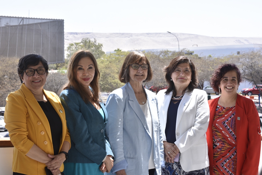 104dff23ef9521f6a7e5bdd91edd96aa a44