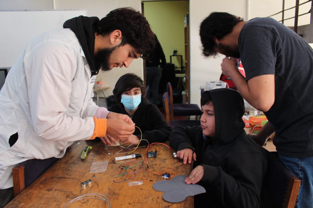 4244bf003b83a5db4c7bfd25ea954428 c36