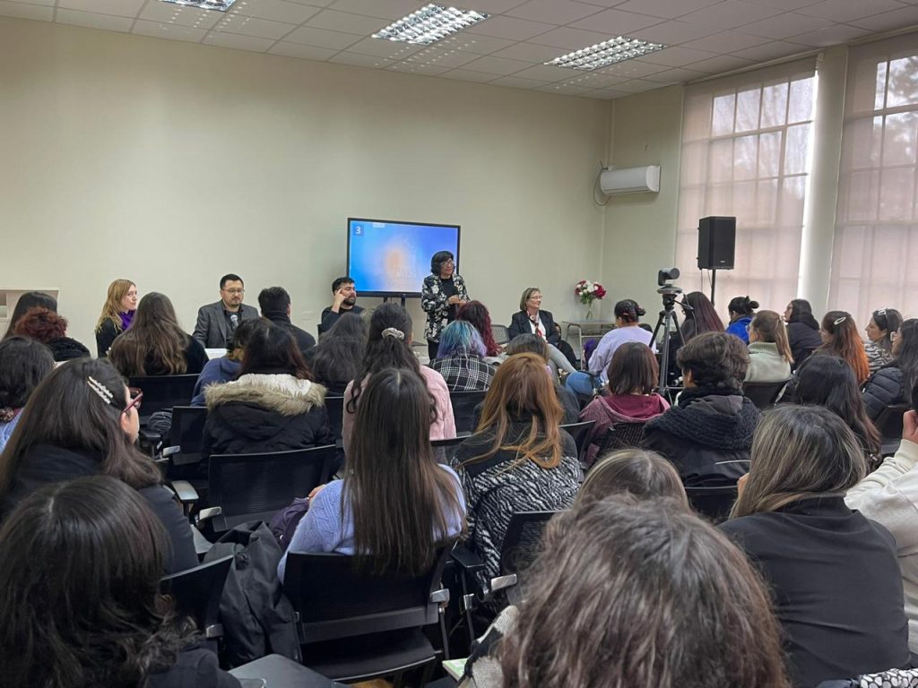 f7e07d0b89cf1d83c3f4919cd07ab4db 775