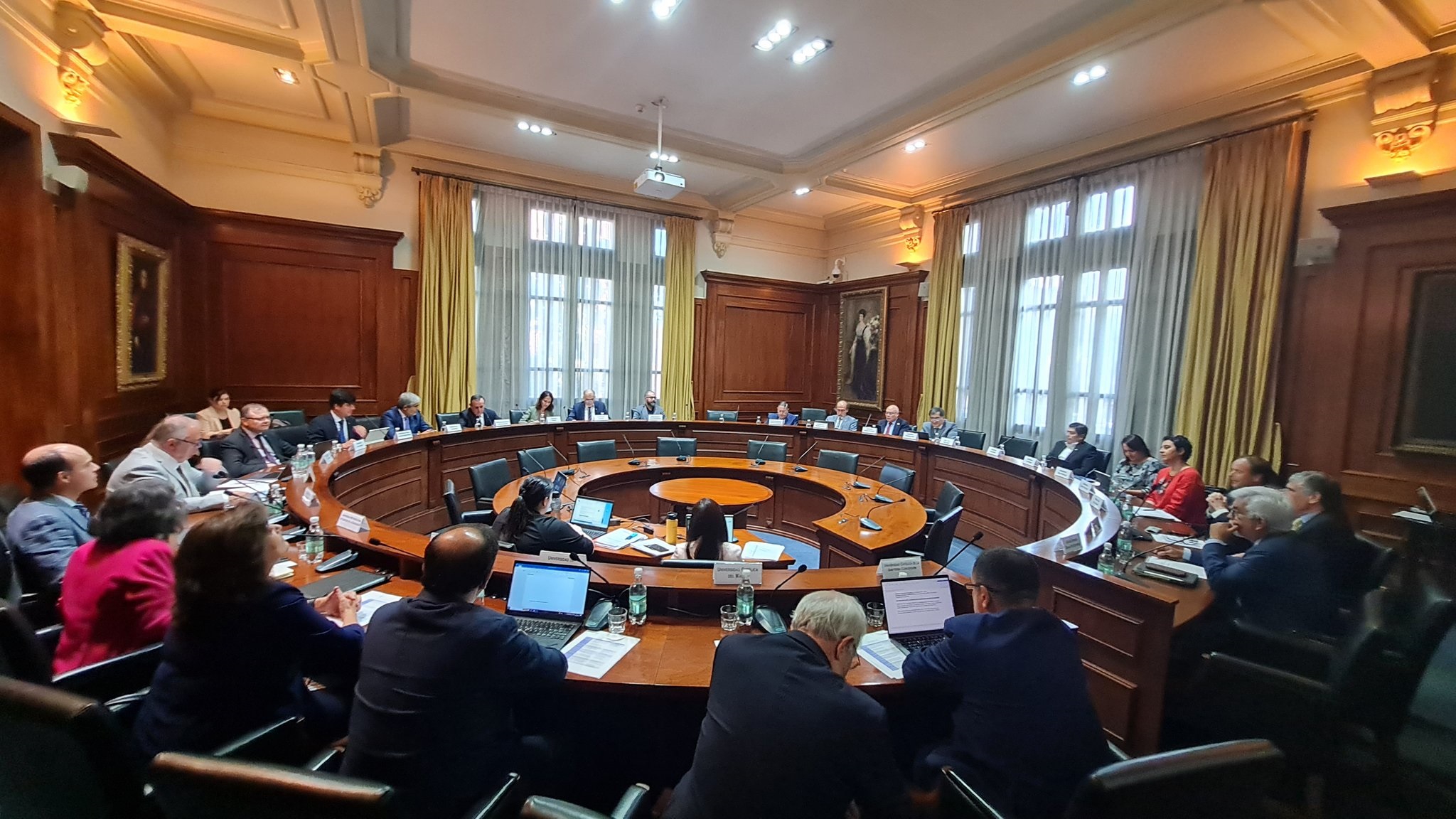 UMCE &mdash; foto reu cruch docencia cambia vidas2 4ff